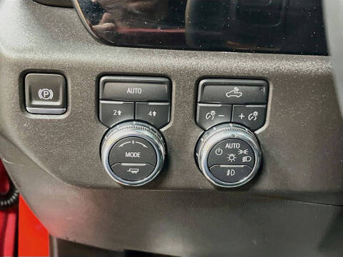 2025 GMC Sierra 1500 Elevation Standard