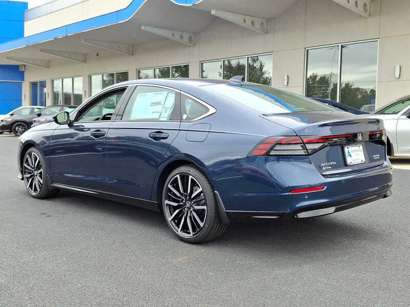 2025 Honda Accord Hybrid Touring