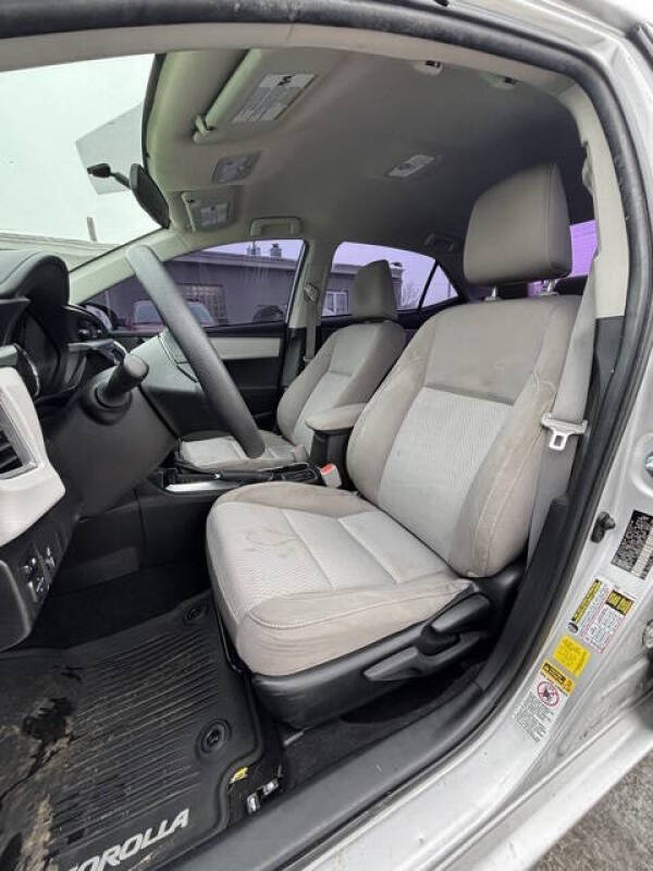 2016 Toyota Corolla LE