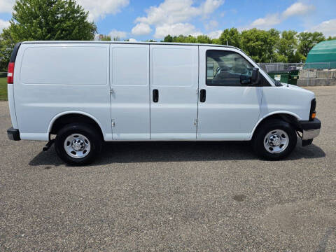 2017 Chevrolet Express 2500