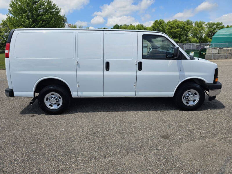 2017 Chevrolet Express 2500