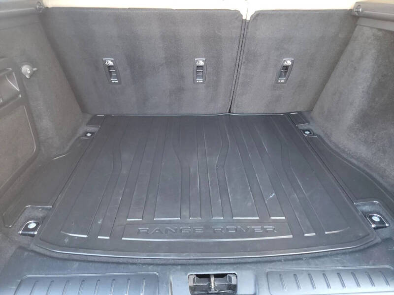 2018 Land Rover Range Rover Evoque SE Premium