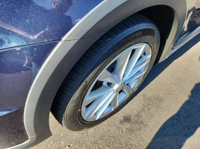 2017 Volkswagen Golf Alltrack