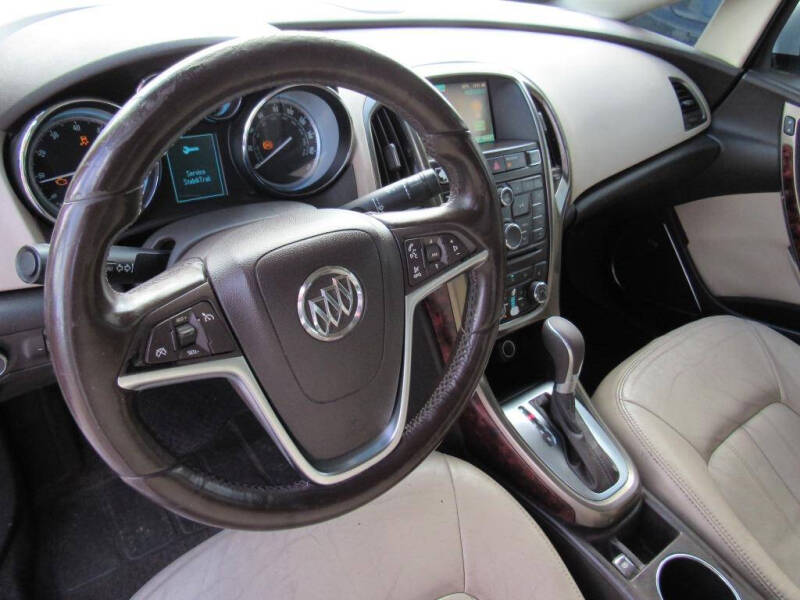 2012 Buick Verano Leather Group