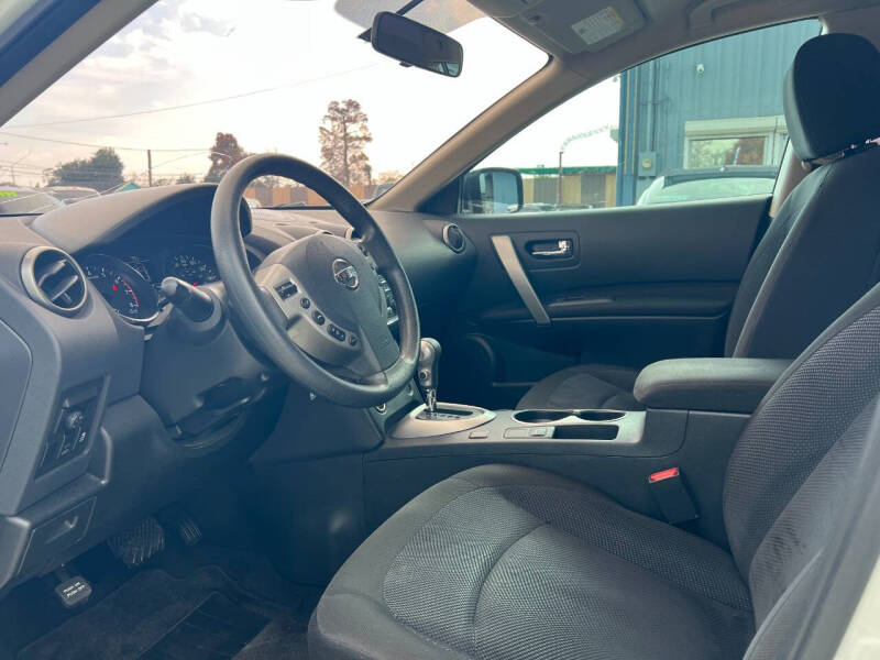 2014 Nissan Rogue Select S