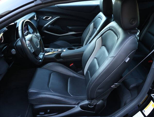 2023 Chevrolet Camaro LT