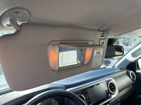 2022 Toyota Tacoma SR5 V6