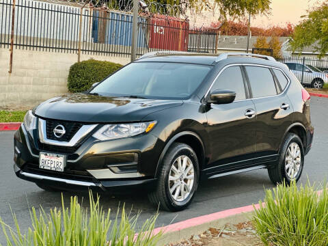 2017 Nissan Rogue for sale at United Star Motors in Sacramento CA