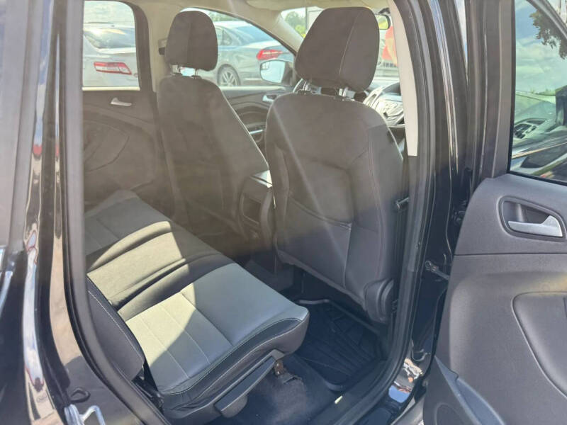 2015 Ford Escape SE