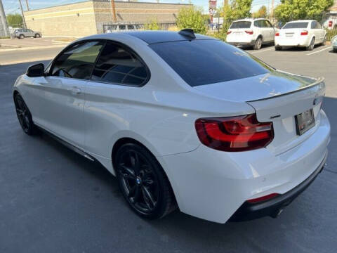 2016 BMW 2 Series M235i