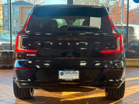2025 Volvo EX90 Twin Plus 7P