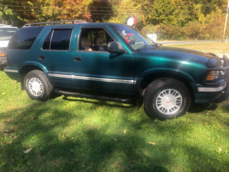 1997 GMC Jimmy SL photo 3