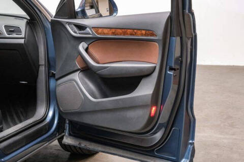 2017 Audi Q3 2.0T quattro Premium Plus