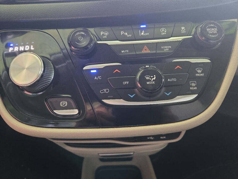 2018 Chrysler Pacifica Touring L