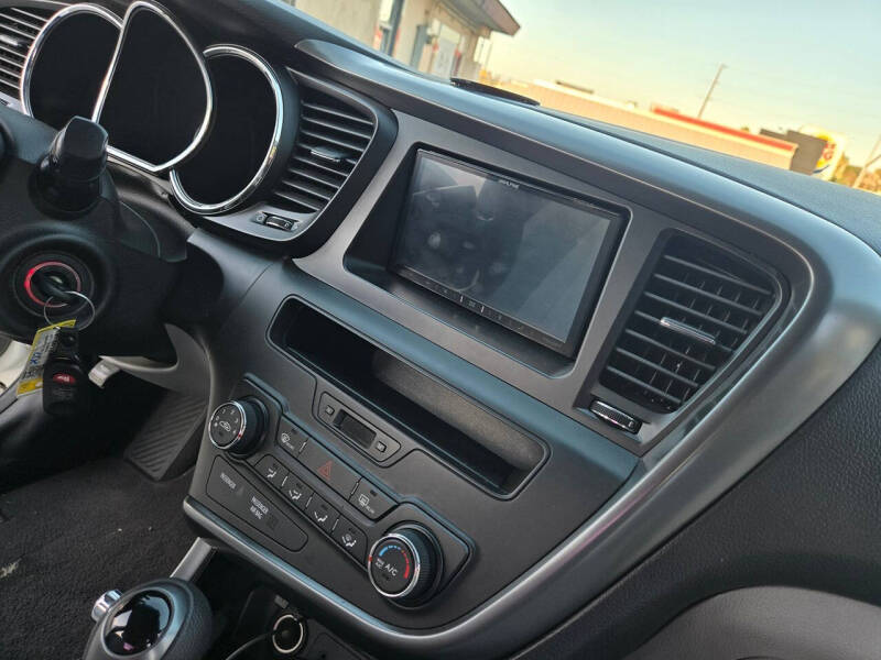 2011 Kia Optima LX