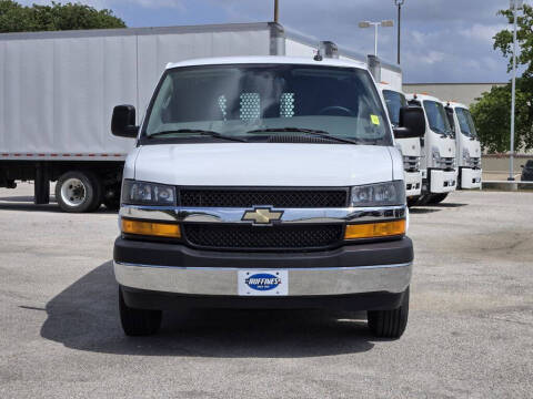 2024 Chevrolet Express 2500