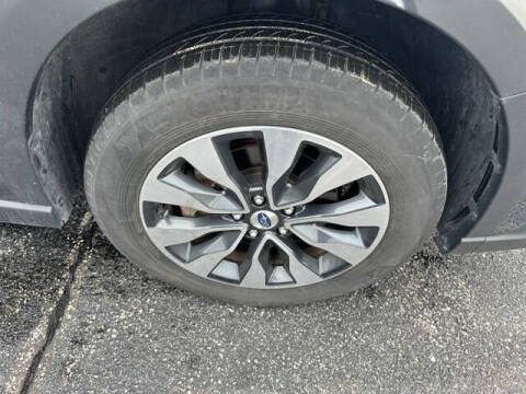 2023 Subaru Outback Touring XT