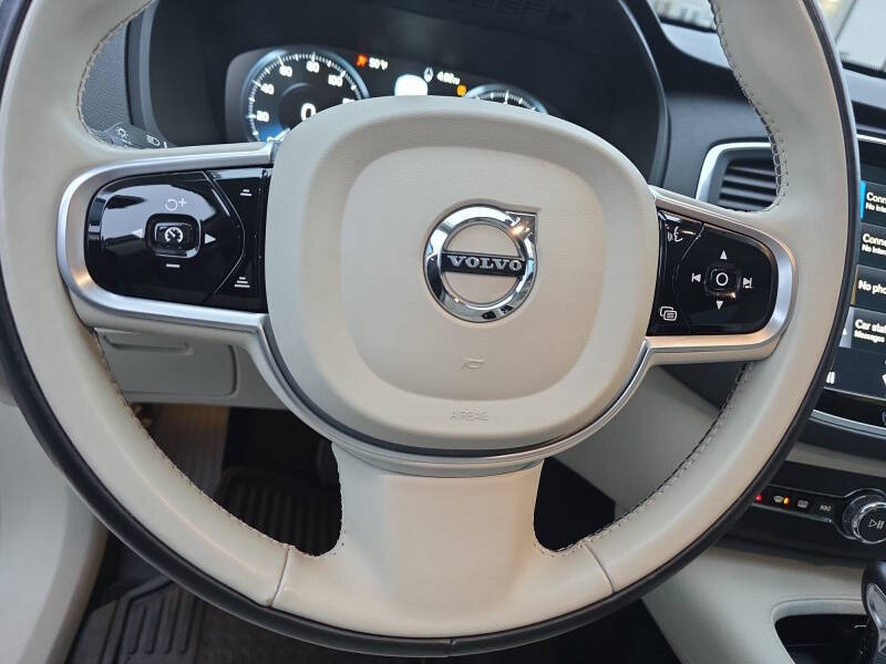 2020 Volvo XC90 T5 Momentum