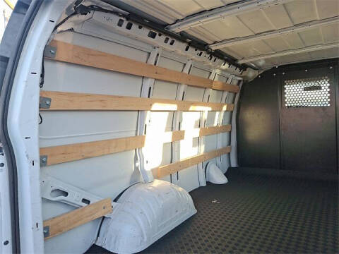 2023 Chevrolet Express 2500