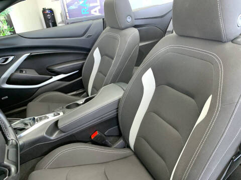 2023 Chevrolet Camaro LT