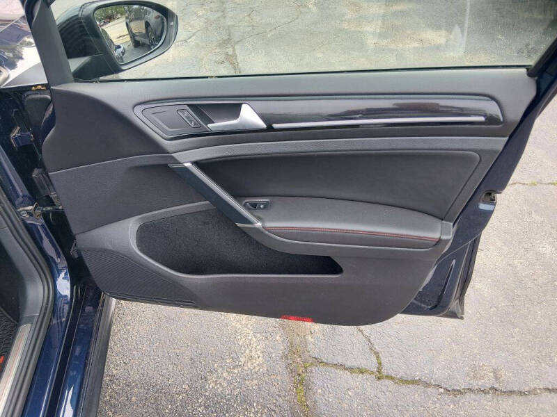 2015 Volkswagen Golf GTI SE