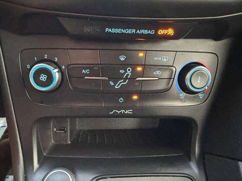 2015 Ford Focus S