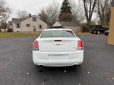 2014 Chrysler 300 S