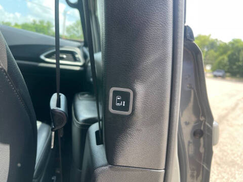 2020 Chrysler Pacifica Touring L Plus