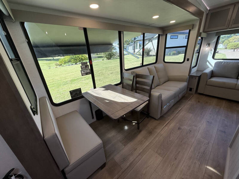 2026 Alliance RV Avenue