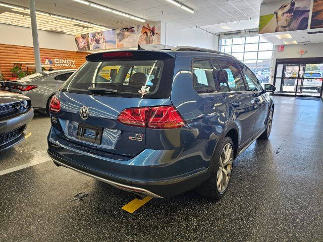 2017 Volkswagen Golf Alltrack