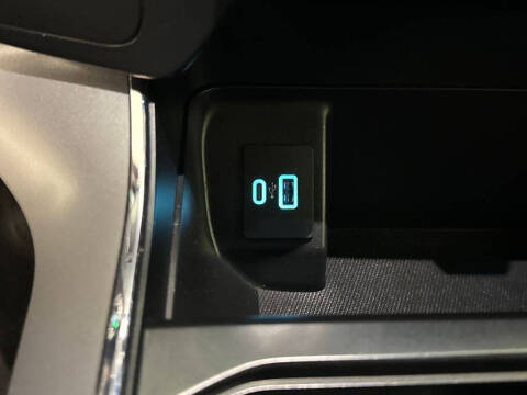 2023 Ford F-150 Lightning XLT