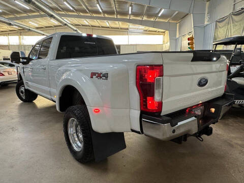 2019 Ford F-350 Super Duty Lariat