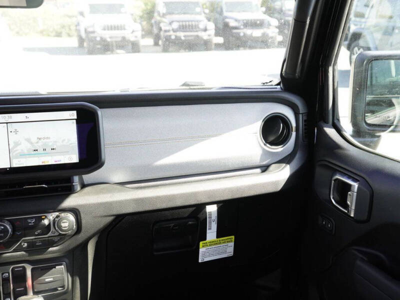 2026 Jeep Gladiator Willys