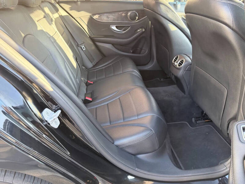 2015 Mercedes-Benz C-Class C 300