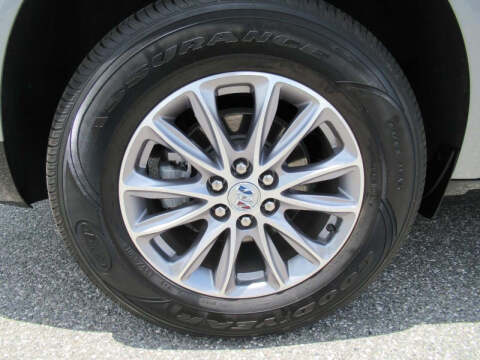 2024 Buick Enclave Essence