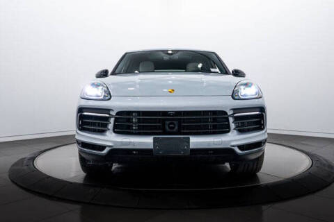 2022 Porsche Cayenne S
