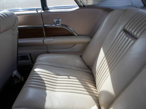 1963 Ford Thunderbird