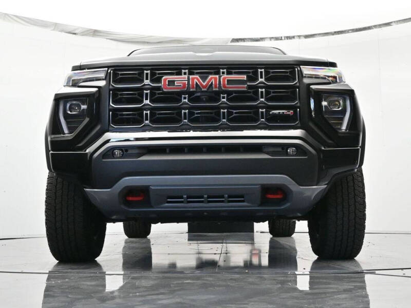 2024 GMC Canyon AT4