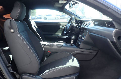 2019 Ford Mustang EcoBoost