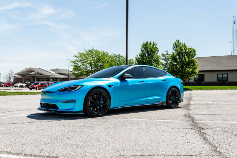 2022 Tesla Model S Plaid