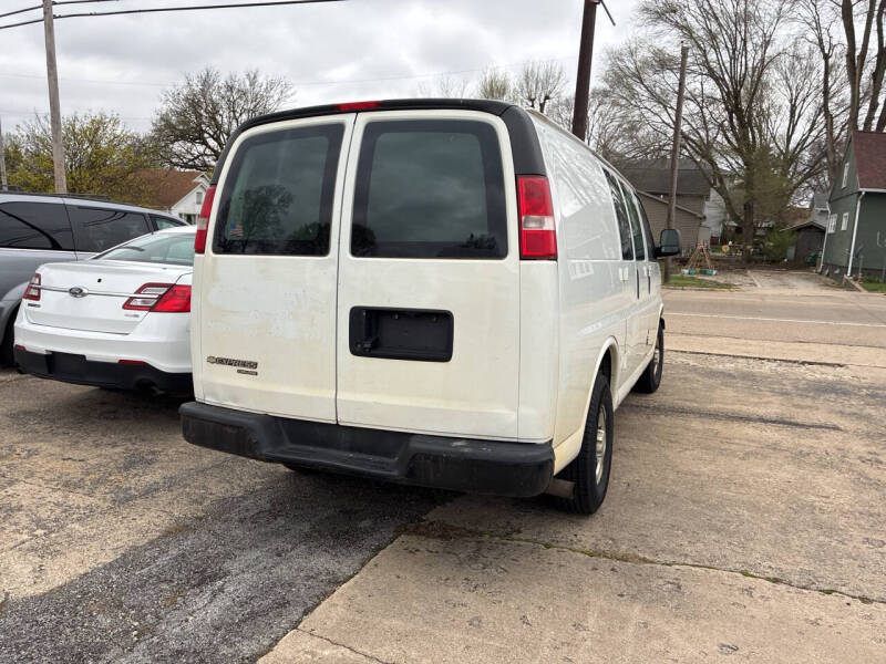 2016 Chevrolet Express 2500