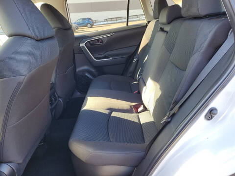 2025 Toyota RAV4 Hybrid LE