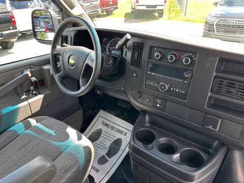 2017 Chevrolet Express 2500