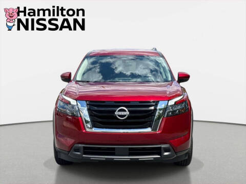 2024 Nissan Pathfinder SV