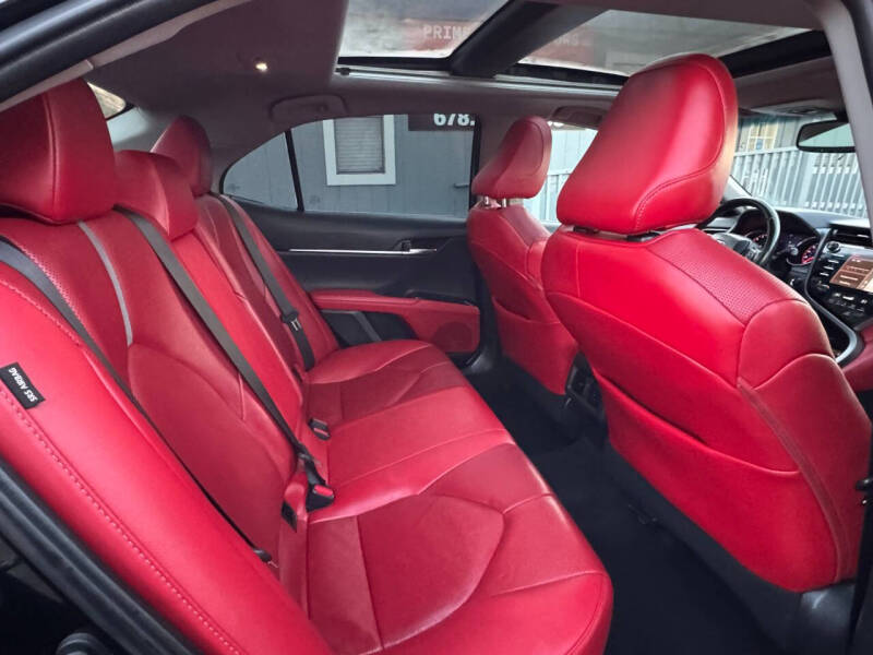 2020 Toyota Camry XSE