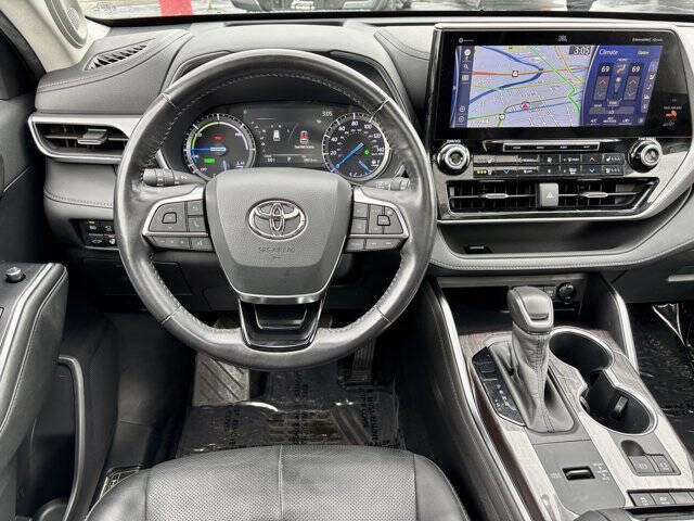 2020 Toyota Highlander Hybrid Platinum