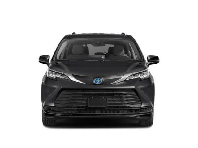 2021 Toyota Sienna LE 8-Passenger