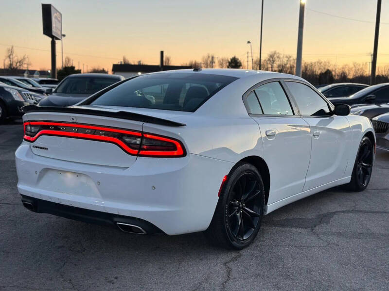 2018 Dodge Charger SXT