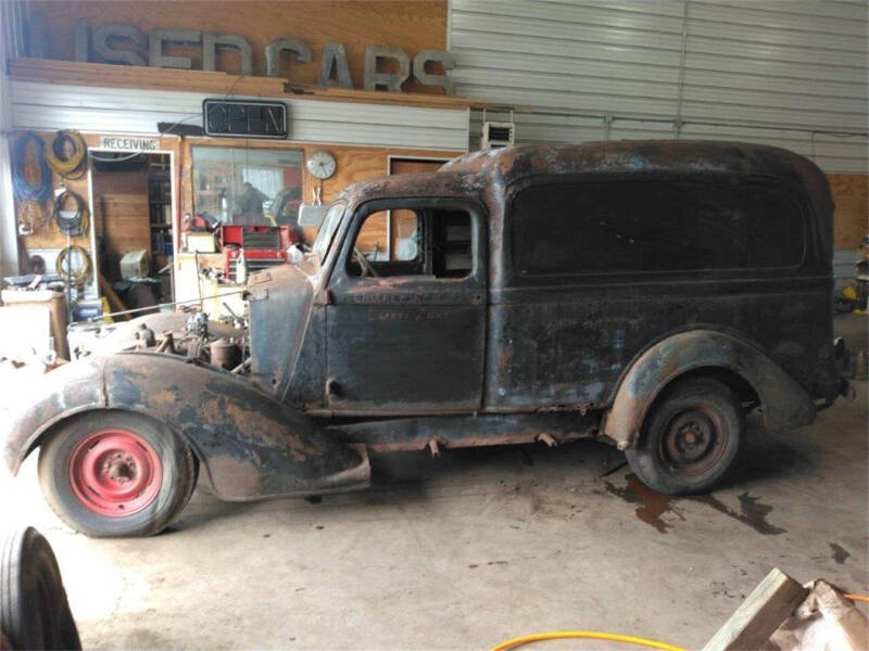 1937 Dodge Humpback panel truck