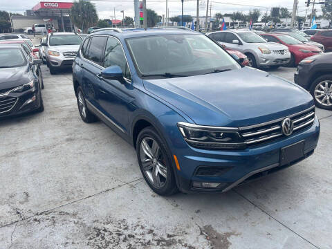 2018 Volkswagen Tiguan 2.0T SEL Premium 4Motion